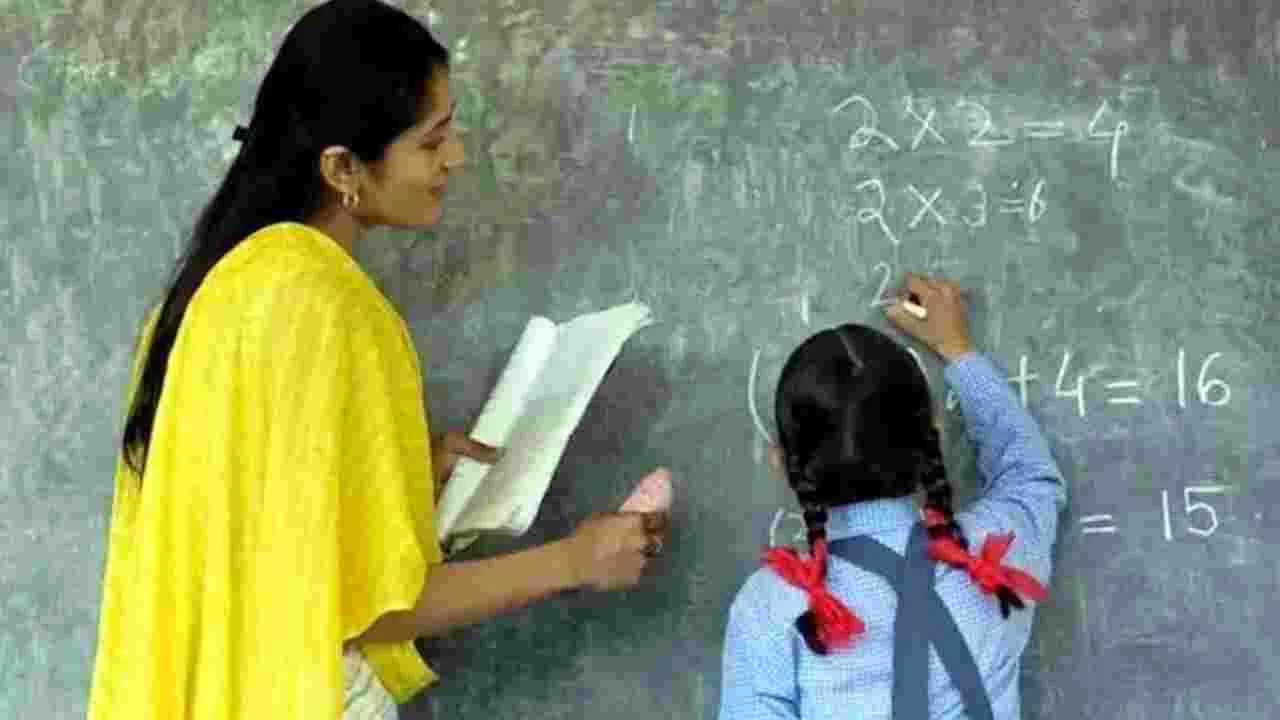 ఎయిడెడ్‌ టీచర్ల సీనియారిటీ జాబితా రూపొందించాలి