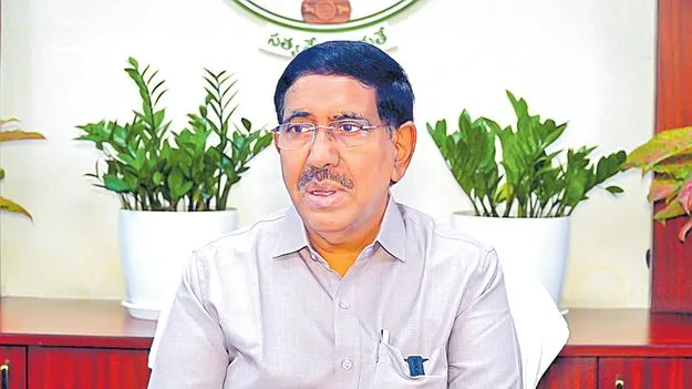 అమరావతిపై విషం కక్కుతున్న జగన్‌: నారాయణ 