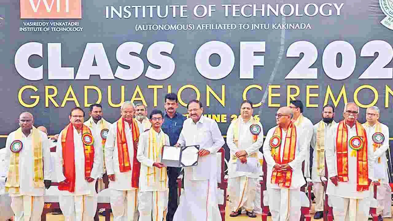 సాంకేతికతకు సంస్కారం తోడైతేనే ప్రగతి