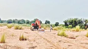 అక్రమ తవ్వకాలా.. అవేంటి? 