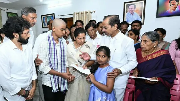 నా పాడె మోస్తాడనుకున్నా