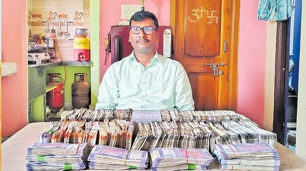 ఏసీబీ వలలో పెద్దపల్లి మునిసిపల్‌ ఏఈ