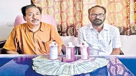 ఏసీబీ వలలో ఇద్దరు ఇంజనీర్లు