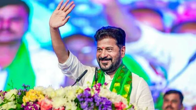 ప్రత్యామ్నాయ పంటలకు రైతుల్ని సిద్ధం చేద్దాం: రేవంత్‌