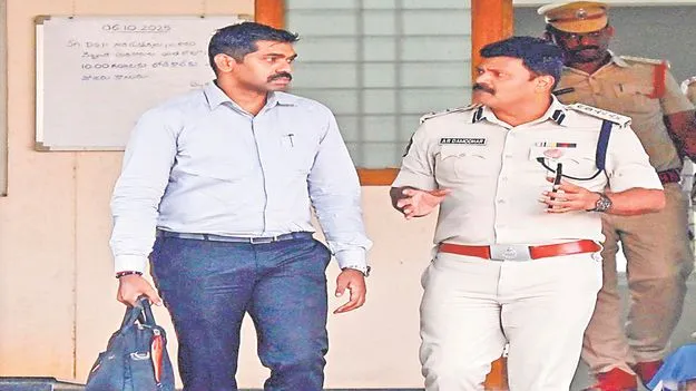 దర్యాప్తు అధికారి కోరినప్పుడు విచారణకు రండి