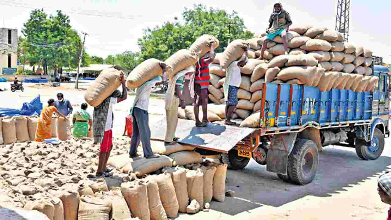ధాన్యం రవాణాకు వాహనాల కొరత లేకుండా చూడండి