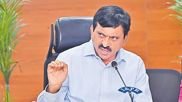 మార్పు కోరుకుంటున్న మలయాళీలు