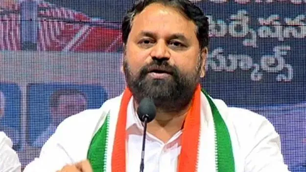 బీఆర్‌ఎస్‌, బీజేపీ కొట్లాట హాస్యాస్పదం: అద్దంకి 