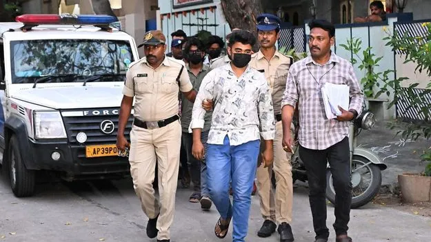 షుకూర్‌ ఎవరో తెలీదు..!