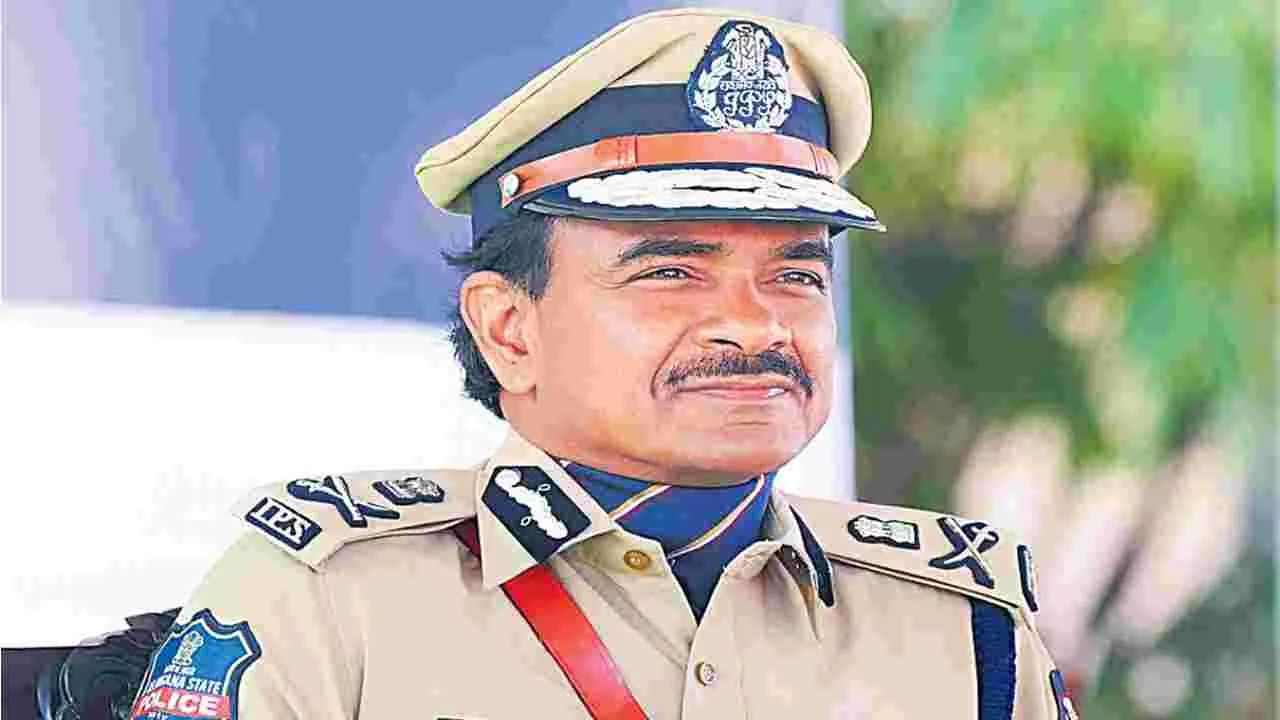 కొత్త డీజీపీ సీవీ ఆనంద్‌