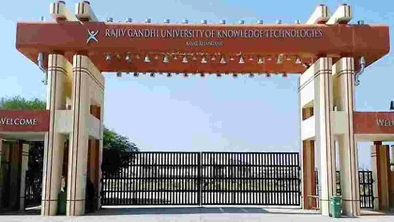 ఆర్జీయూకేటీ వీసీగా ఎంఎల్‌ఎన్‌ రావు