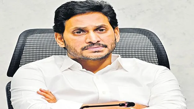 శ్రీవారి భక్తులతో జగన్‌ చానల్‌  ‘రోత’ రాజకీయం 