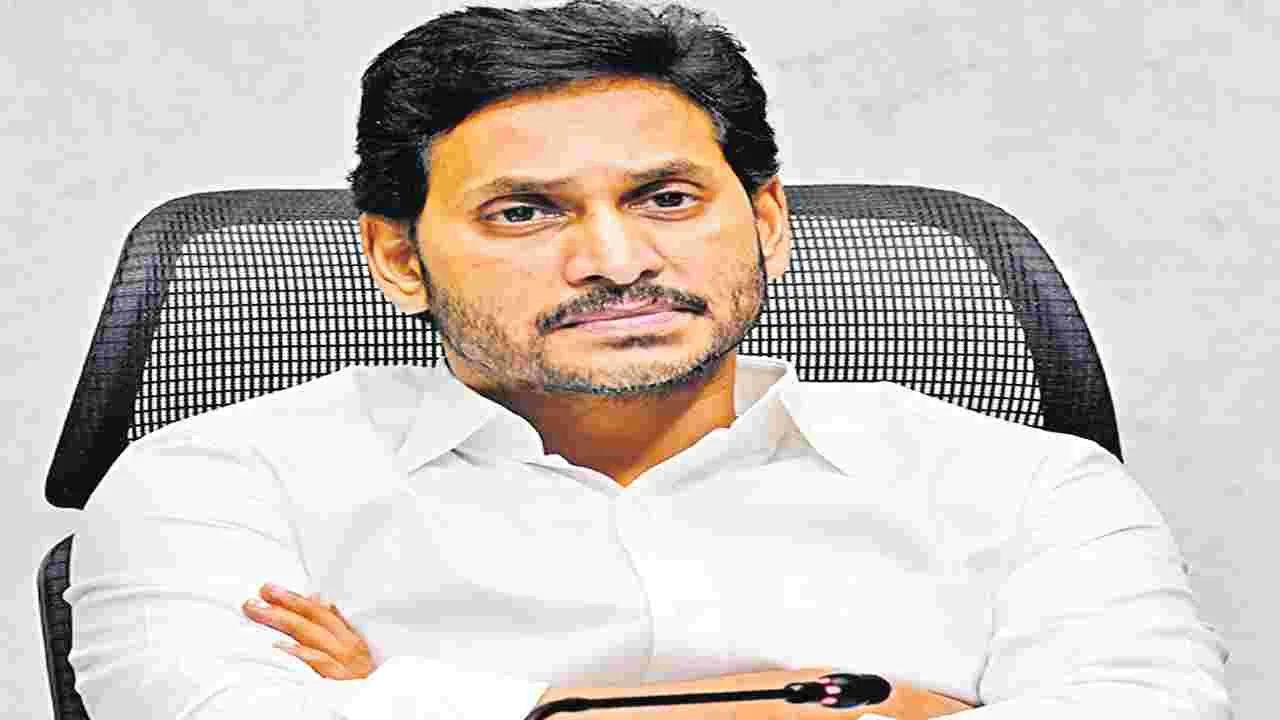 శ్రీవారి భక్తులతో జగన్‌ చానల్‌  ‘రోత’ రాజకీయం