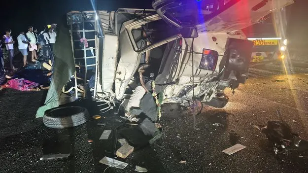 మింగేసిన నిద్రమత్తు