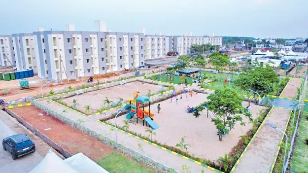 పేదల సొంతింటి కల సాకారం!