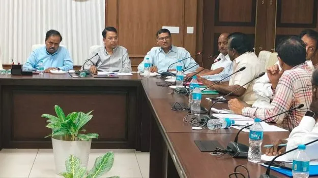 ఆర్టీసీ ఎండీతో జేఏసీ నేతల భేటీ