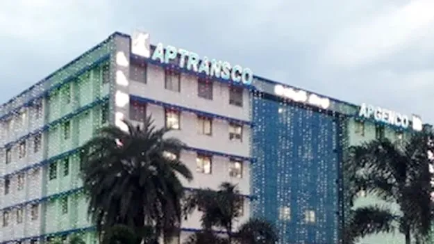 మరో ఏడాదిపాటు ట్రాన్స్‌ కో డైరెక్టర్‌గా భాస్కర్‌