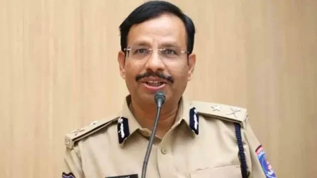 శోభాయాత్ర వేళ.. సీపీ వార్నింగ్