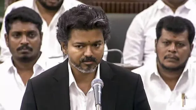 విద్యార్థుల నిరసనలపై విజయ్ సర్కార్ యూ-టర్న్.. 24 గంటల్లోనే ఆదేశాలు వెనక్కి