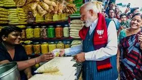 మోదీకి ఝల్‌మురి అమ్మిన విక్రమ్‌ సావోకు బెదిరింపులు