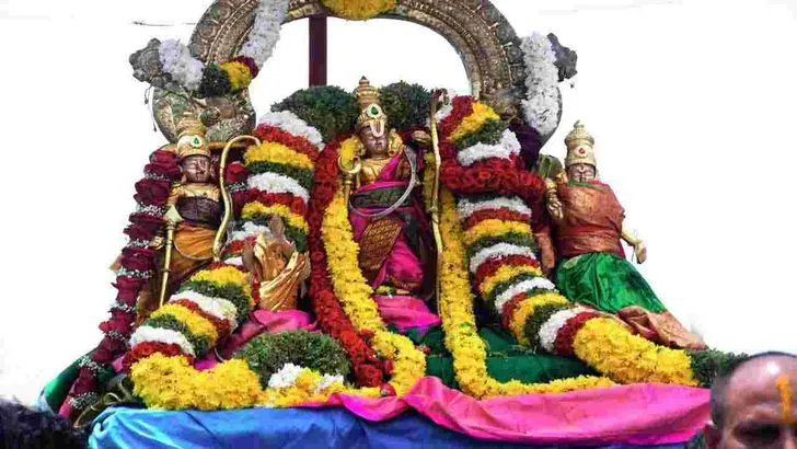 వైభవంగా ఒంటిమిట్ట శ్రీ కోదండ రాముడు చక్రస్నానం.. హాజరైన భక్తులు