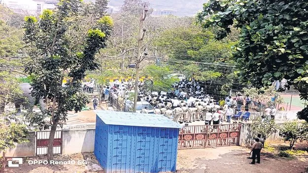 వైసీపీ ఫ్లాప్‌ షో