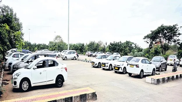 ఊబర్‌, ఓలా, ర్యాపిడో డ్రైవర్ల బంద్‌