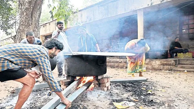 గ్యాస్‌ కష్టాలు