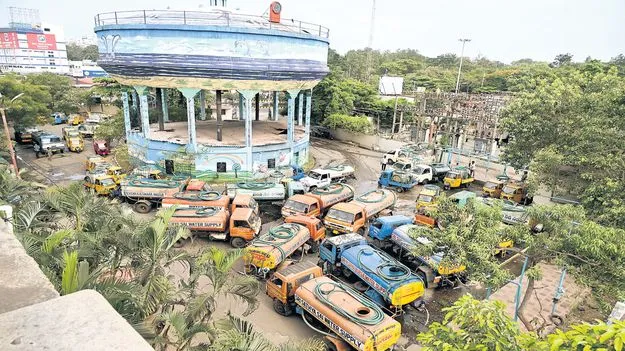 ట్యాంకర్లకు కోత