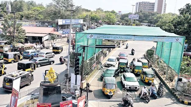 వాహనచోదకులకు గ్రీన్‌షెల్టర్‌