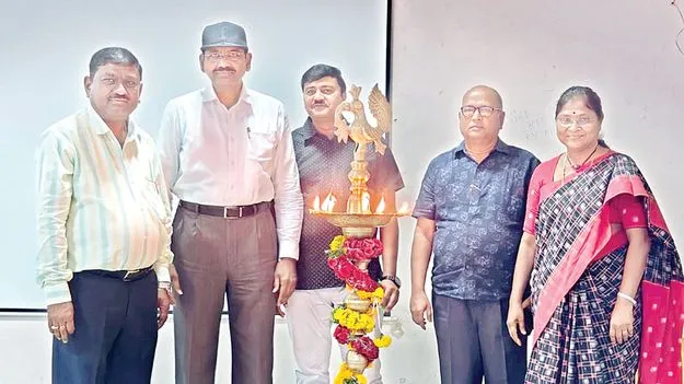 కొత్త వైద్య విధానాలపై నైపుణ్యాలను పెంచుకోవాలి