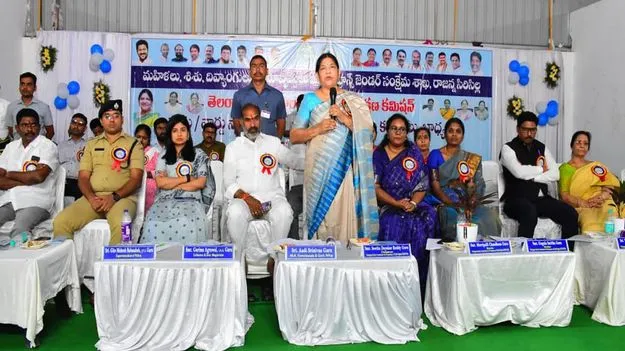 బాలల హక్కుల రక్షణ అందరి బాధ్యత
