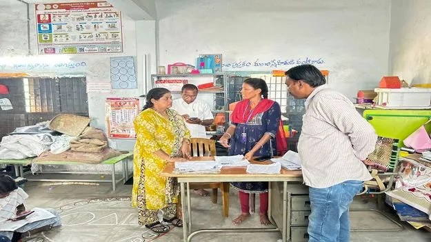 గడువులోగా ‘సర్‌’ పూర్తి చేయాలి 