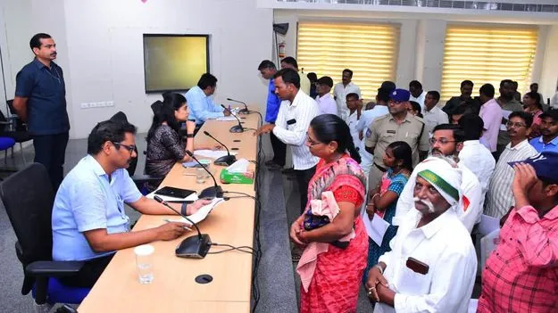 ‘ప్రజావాణి’ ఫిర్యాదులను ఎప్పటికప్పుడు పరిష్కరించాలి