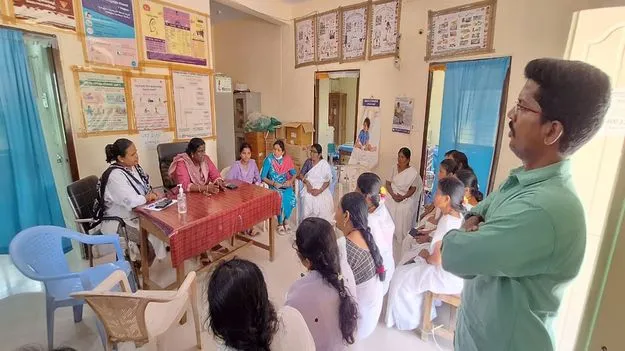 సీజనల్‌ వ్యాధులపై ప్రజల్లో అవగాహన పెంచాలి