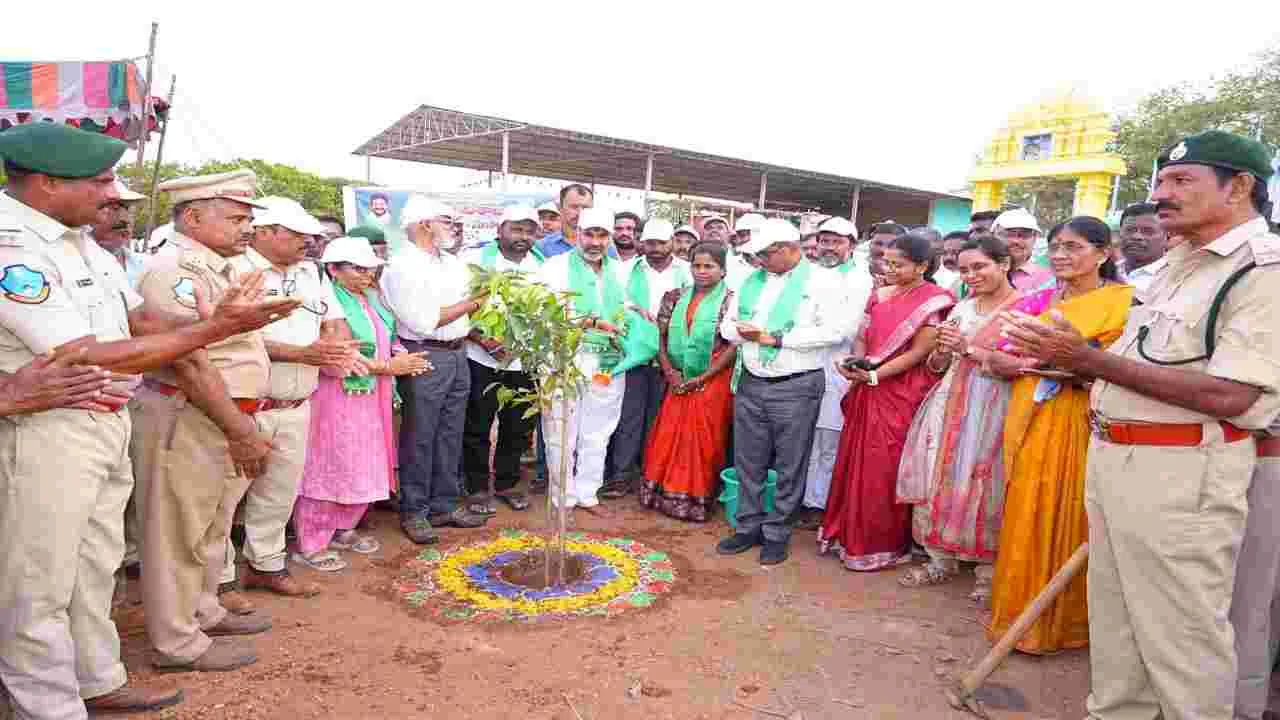 హరిత వారసత్వం అందించడమే లక్ష్యం