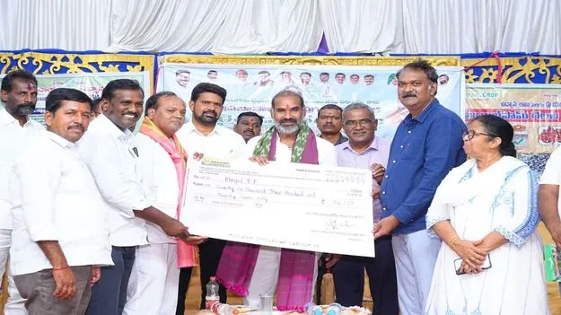 ఆయిల్‌పామ్‌ సాగుతో అధిక ఆదాయం 