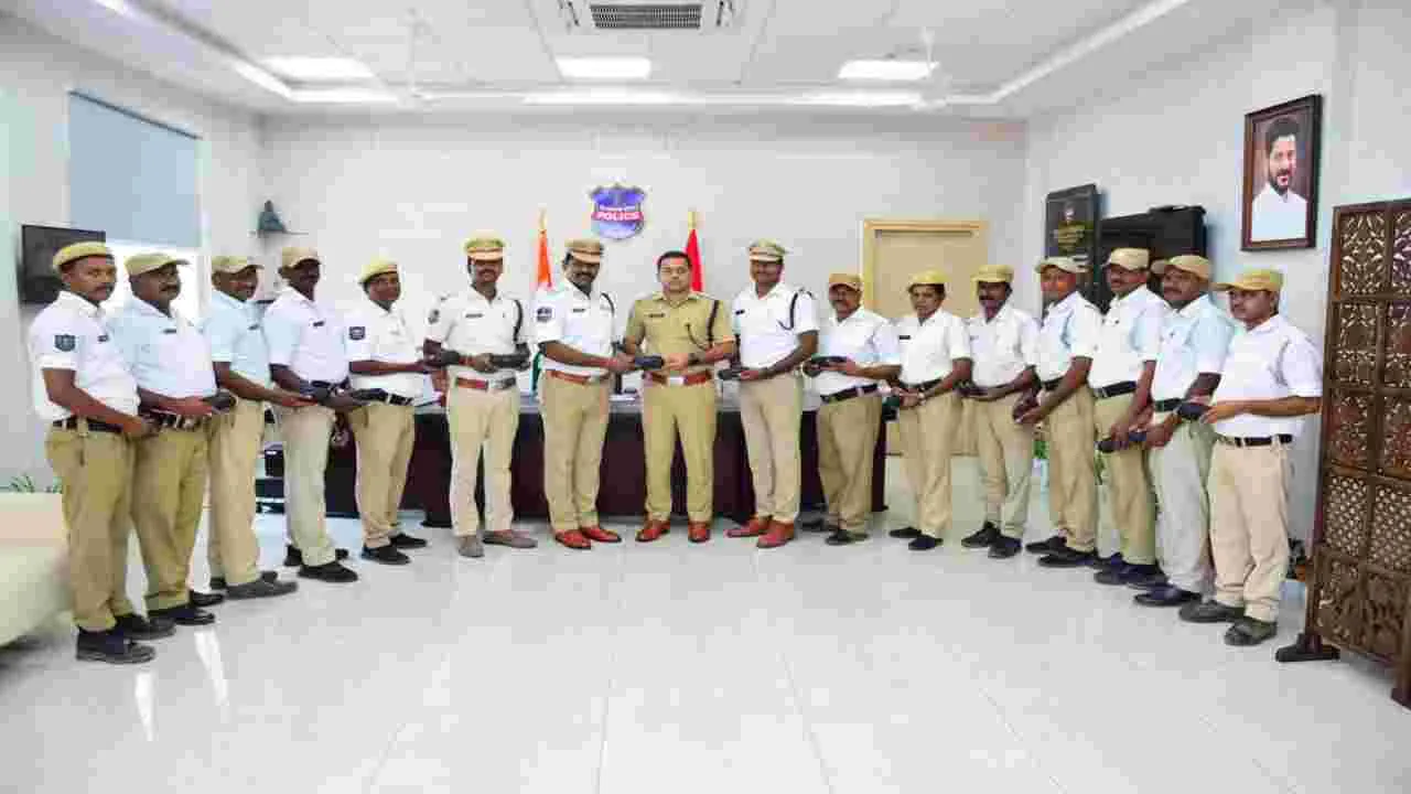 జాగ్రత్తగా ట్రాఫిక్‌ విధులు నిర్వర్తించాలి