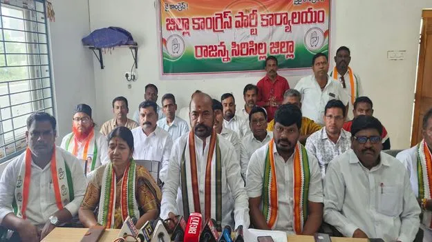 రాజకీయ లబ్ధి పొందడానికి కాంగ్రెస్‌పై విమర్శలు