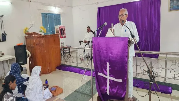 భక్తిశ్రద్ధలతో గుడ్‌ ఫ్రైడే..