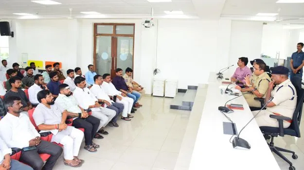 శాంతిభద్రతల పరిరక్షణకు సహకరించాలి