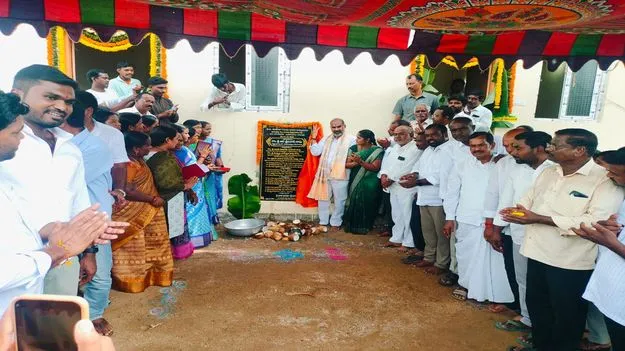 మహిళల ఆర్థికాభివృద్ధికి కాంగ్రెస్‌ ప్రభుత్వం కృషి