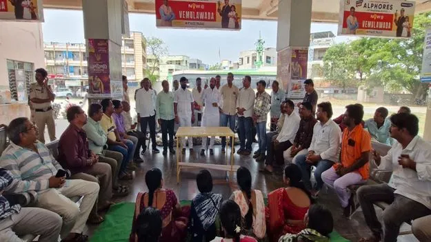 ప్రభుత్వాన్ని బదనాం చేసేందుకు ప్రయత్నాలు