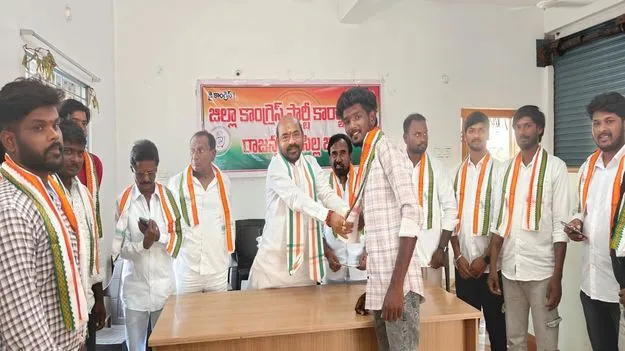 సంక్షేమ పథకాలను క్షేత్ర స్థాయిలో ప్రచారం చేయాలి