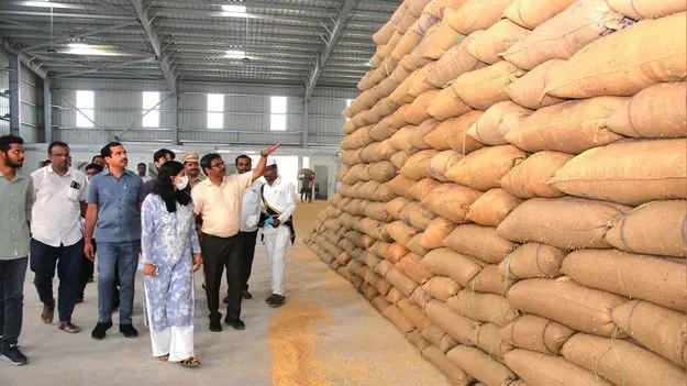 మరింత వేగవంతంగా ధాన్యం కొనుగోళ్లు..