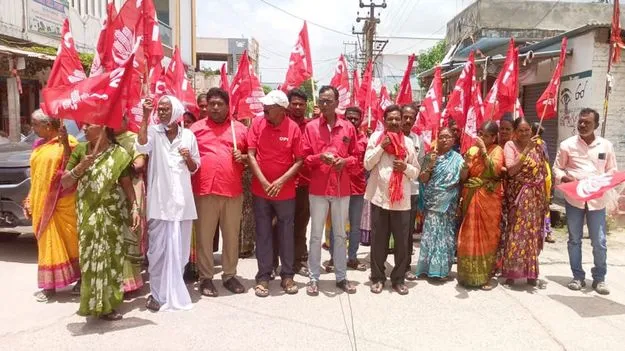 వాగ్దానాల అమలులో ప్రభుత్వాలు విఫలం