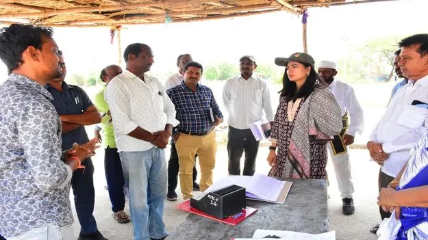 రైతులకు సరైన వసతులు కల్పించాలి