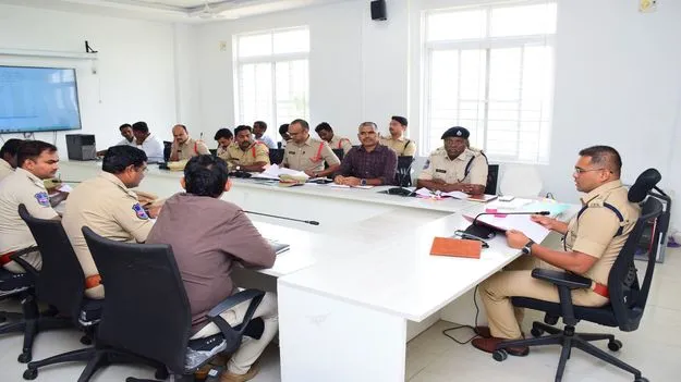 నిందితులకు శిక్షలు పడేలా కృషి చేయాలి