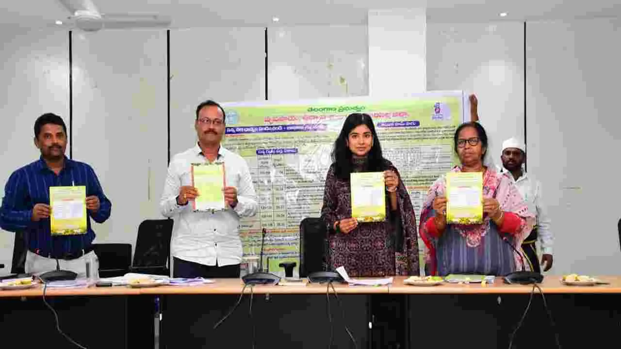 నకిలీ విత్తనాలు విక్రయిస్తే కఠిన చర్యలు