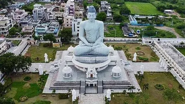 అమరావతిలో విద్యా విప్లవానికి శ్రీకారం.. రూ.25 కోట్లతో ఆధునిక పాఠశాల నిర్మాణం